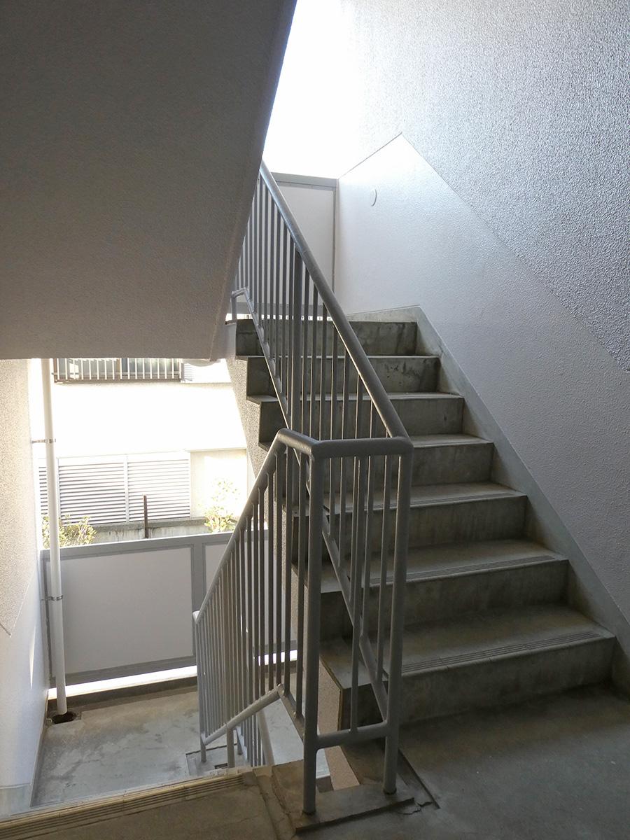 品川区豊町の賃貸物件/階段