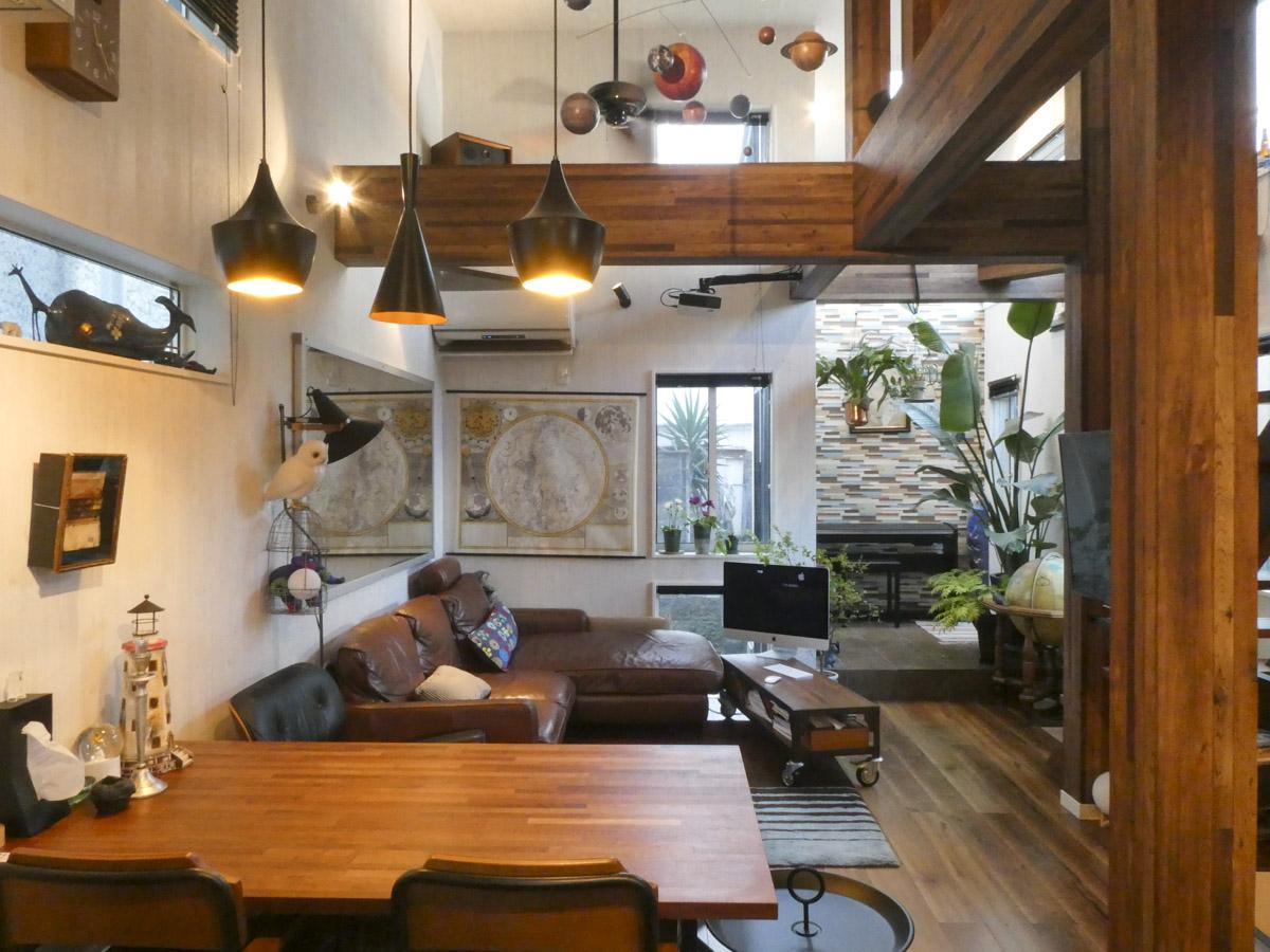 新宿区荒木町の売買物件/売主が住んでいた時のリビング