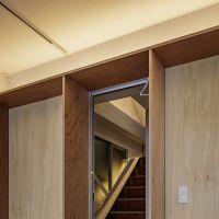 中央区日本橋馬喰町の賃貸物件/上に物を載せたり、枠内に棚を作ってみることも *