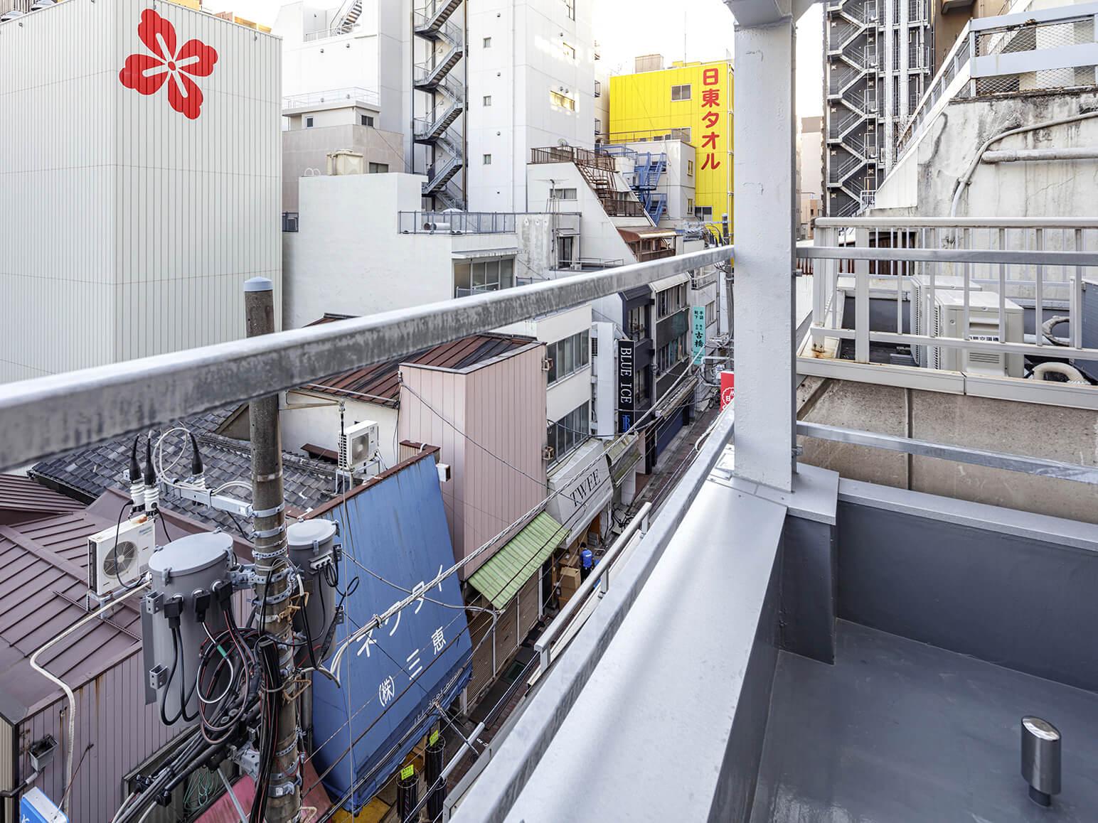 中央区日本橋馬喰町の賃貸物件/屋上から見下ろす問屋街はこれまた面白い！ *