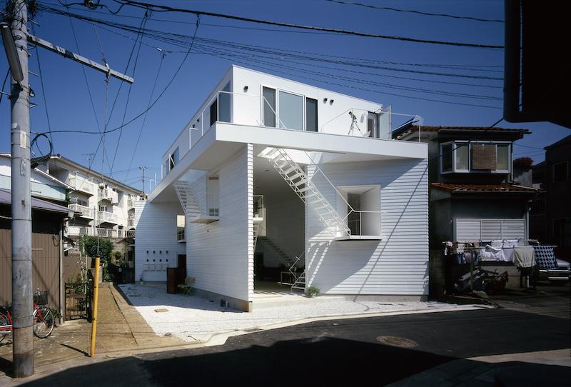 横浜市西区西戸部町の賃貸物件/住宅地に突如現る小さな宇宙