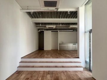 目黒区青葉台の賃貸物件/余白を楽しむスタジオ空間
