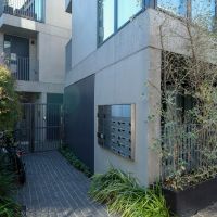 目黒区目黒の賃貸物件/エントランスはオートロック