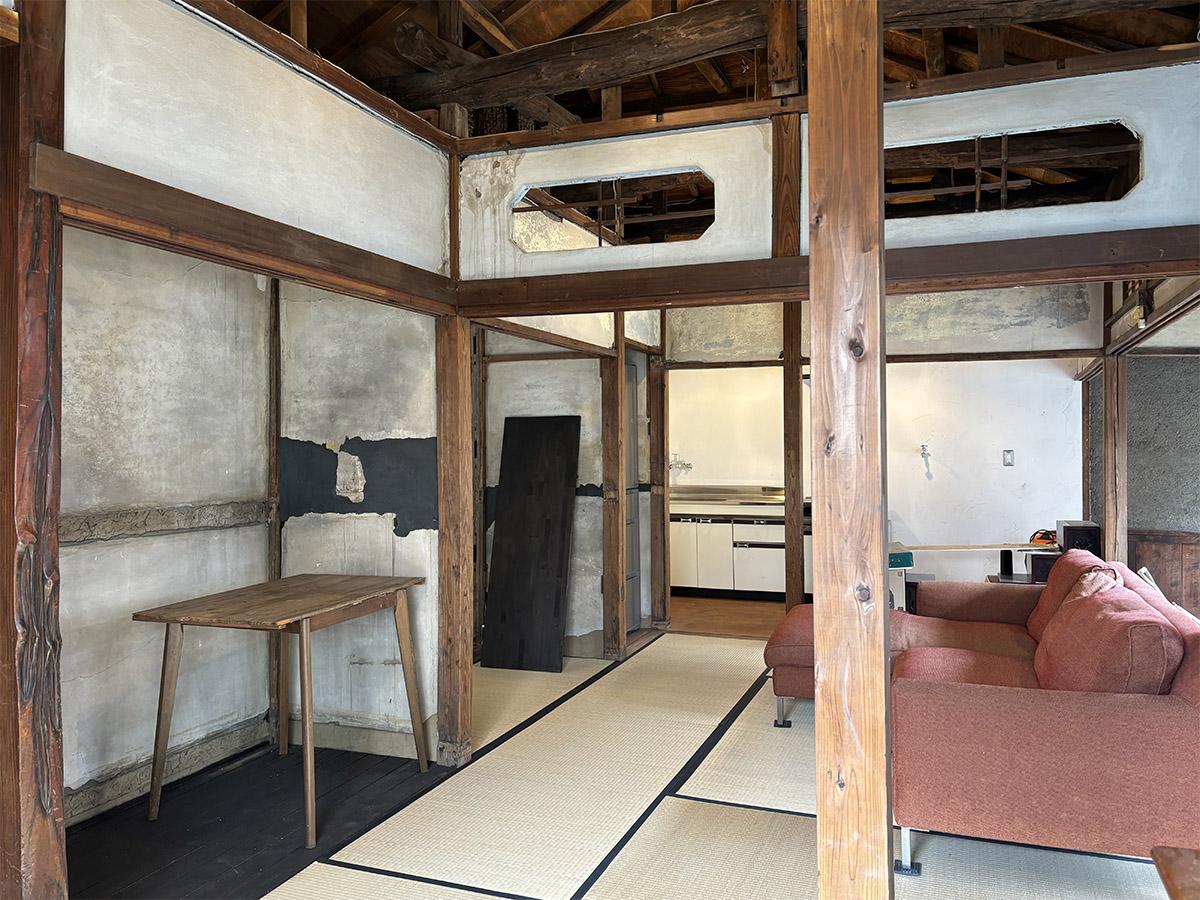 墨田区京島の賃貸物件/キッチンもオープンなつくりなので、みんなで料理をするのも楽しそう