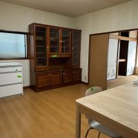 荒川区西尾久の賃貸物件/2階：棚なども残置物。不要な場合は撤去の相談も可能