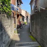 板橋区赤塚の賃貸物件/この細道を進んだ先に今回の物件が待っています