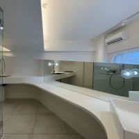 墨田区江東橋の賃貸物件/椅子を置いて身支度をするような洗面スペース