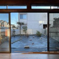 杉並区松ノ木の賃貸物件/室内からの庭の見え方はこんな感じです