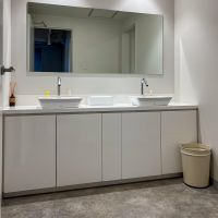 渋谷区桜丘町の賃貸物件/トイレは男女別で清潔感あり。こちらは女性用トイレ