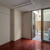 横浜市青葉区荏田北の賃貸物件/1階：中庭から光と風が通り抜けます