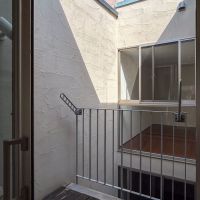 横浜市青葉区荏田北の賃貸物件/2階：プライベート性の高い中庭