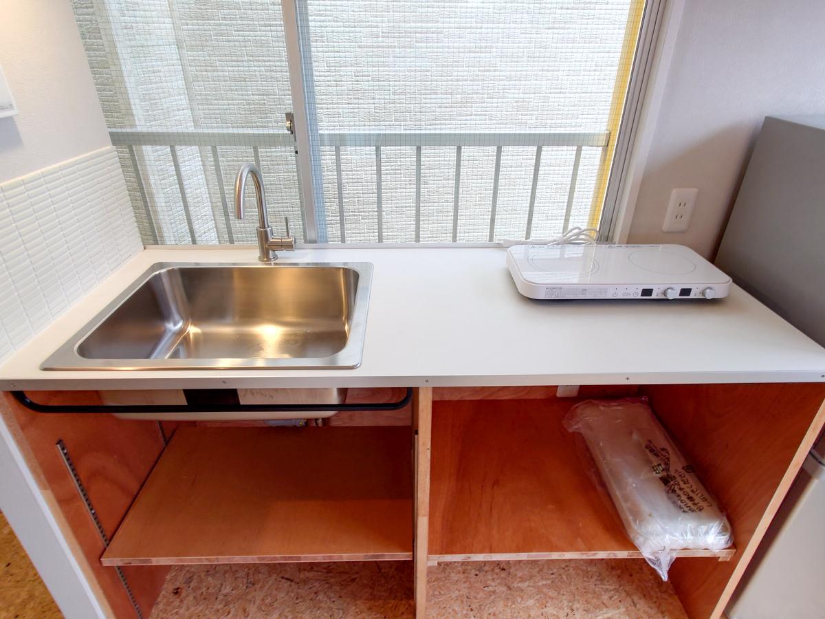 板橋区大谷口上町の賃貸物件/住宅用のキッチン。IHは置き式