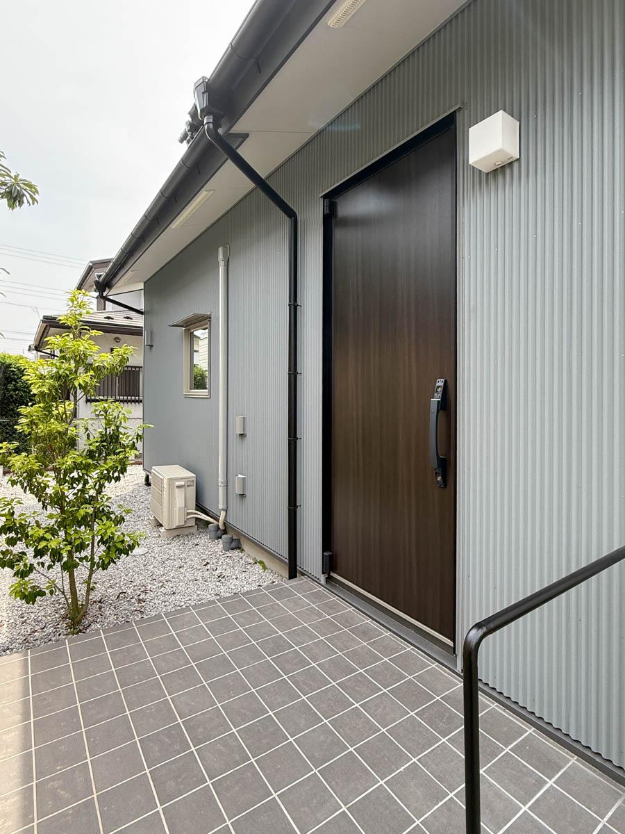 埼玉県比企郡鳩山町楓ケ丘の売買物件/玄関