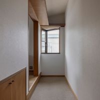 杉並区今川の賃貸物件/room2 / 扉を開け通路のような専有スペースを通って左側に部屋が展開 