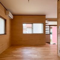 埼玉県比企郡嵐山町大字志賀の売買物件/1F：ガレージに近い西側部分　玄関と階段でLDKを分ける感じになり、こちらがリビングになるかなと