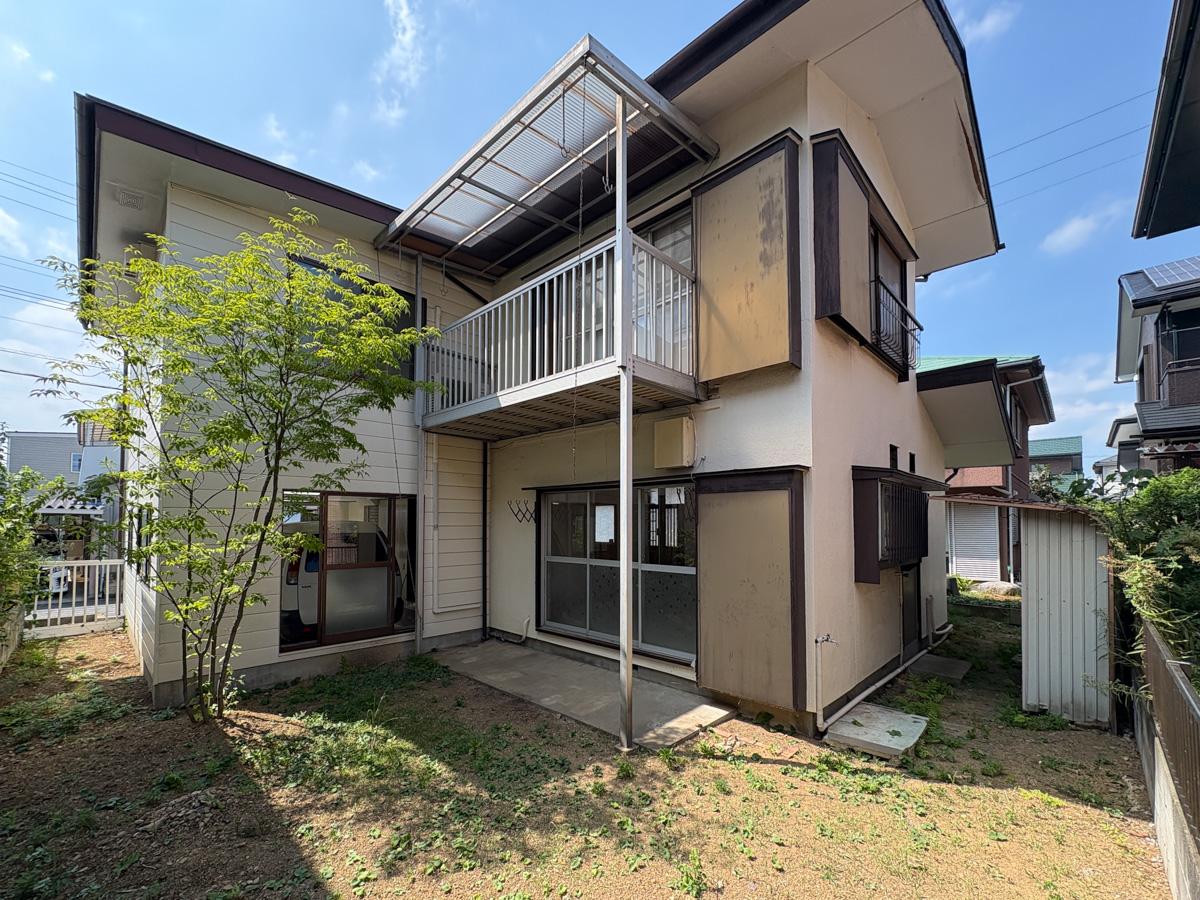 埼玉県比企郡嵐山町大字志賀の売買物件/庭からの視点：シンボルツリーはアオダモの木です
