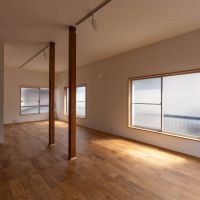 練⾺区下石神井の賃貸物件/スタイリングなしの写真。部屋はオープンなワンルームのつくりなので、家具などで緩やかにゾーニングするのがおすすめ