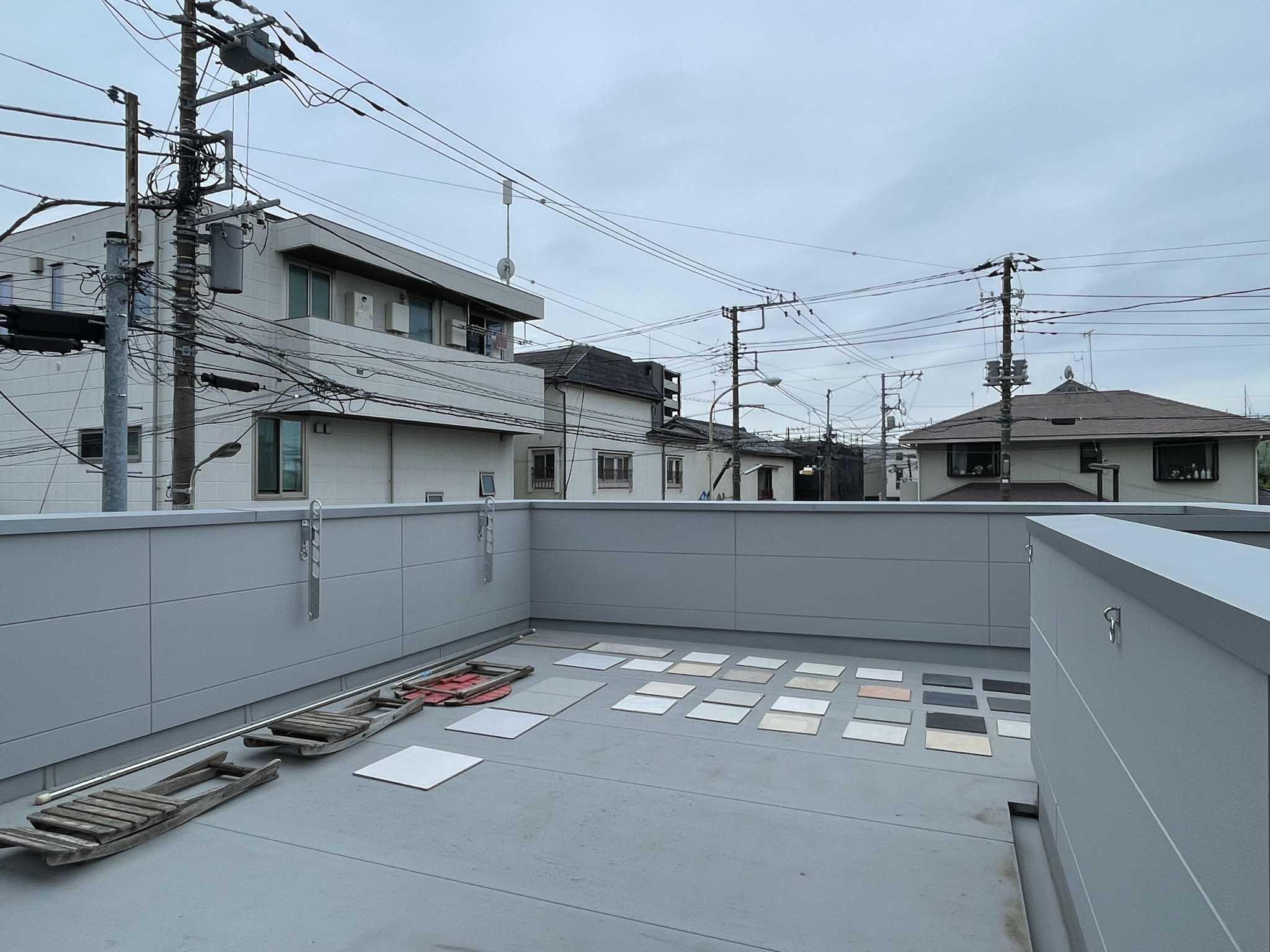 世田谷区豪徳寺の賃貸物件/2F：共用といえばこちらも。大きなルーフバルコニーです