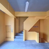 中央区日本橋馬喰町の賃貸物件/3階：階段側をみる