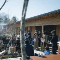 東京都東久留米市南町の売買物件/タネニハガーデンで開かれた、年末年始のお餅つき。秋田緑花農園さんがこの土地でつくってきたコミュニティが小さく芽吹いています