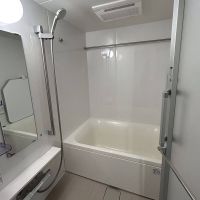 武蔵野市境の賃貸物件/B:  水まわりの仕様は全タイプとも共通で、浴室乾燥機が設置されています