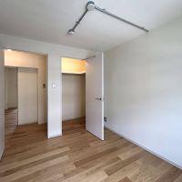 武蔵野市境の賃貸物件/C': 1部屋だけクローゼットが備わっています