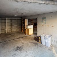 練馬区春日町の賃貸物件/建物に向かって左側のガレージ　寸法は右側と概ね同じです
