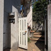 練馬区春日町の賃貸物件/門扉　オートロックです