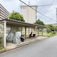 千葉県美浜区幸町の売買物件/屋根付きのバイク置き場も空きがあり、月額1,000円で駐輪可能