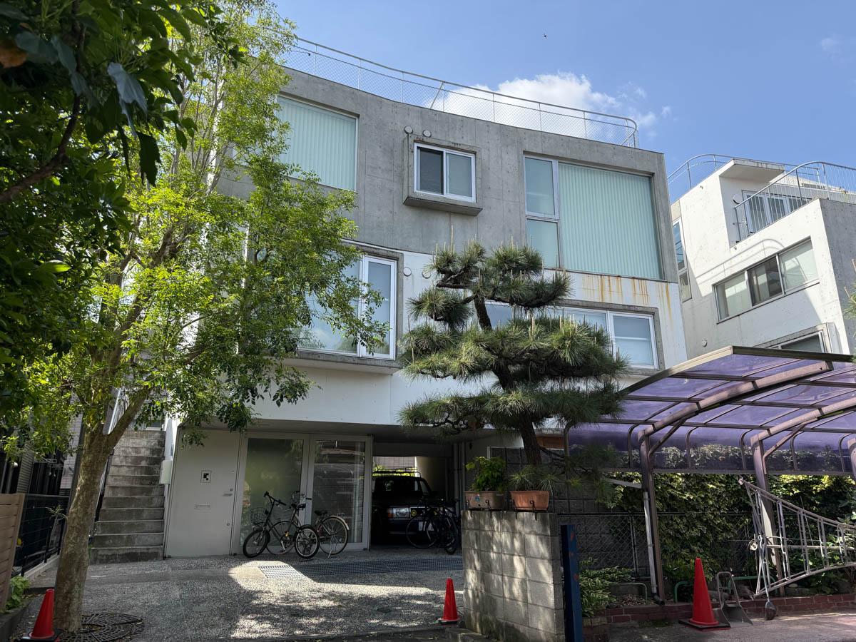 世田谷区世田谷の賃貸物件/路地の先にひっそりと佇むコーポラティブハウスです