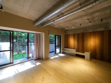川崎市高津区下作延の売買物件/小庭とつながる世界