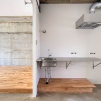 中野区中野の賃貸物件/すっきりとした、流しと天板のみのキッチンの302号室。料理をする方はIHコンロを置いてもいいです