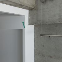 中野区中野の賃貸物件/アイボルト部分をアップで（303号室）