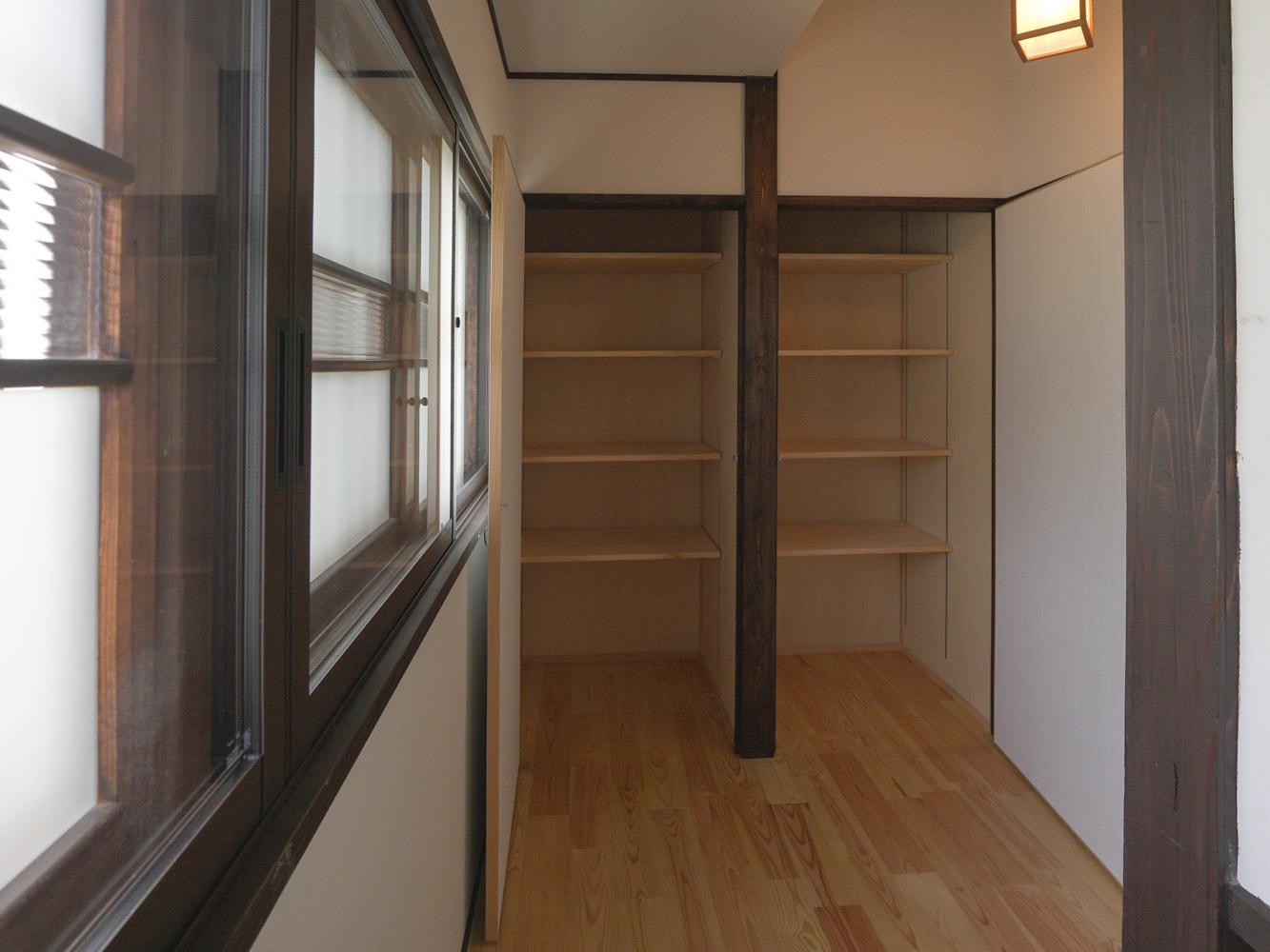 大田区南馬込の賃貸物件/2階廊下に収納