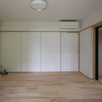 大田区南馬込の賃貸物件/リビング奥の引き戸の先に（次の画像に進む）