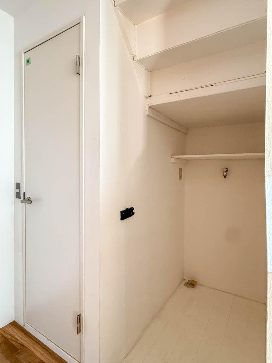埼玉県川口市安行藤八の賃貸物件/トイレの脇に洗濯機置き場