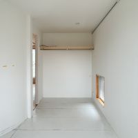 世田谷区代沢の賃貸物件/洋室別角度から。クローゼットがついています※クリーニング前の写真です