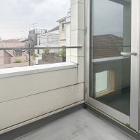 世田谷区代沢の賃貸物件/ベランダ。かなりコンパクトなスペースです