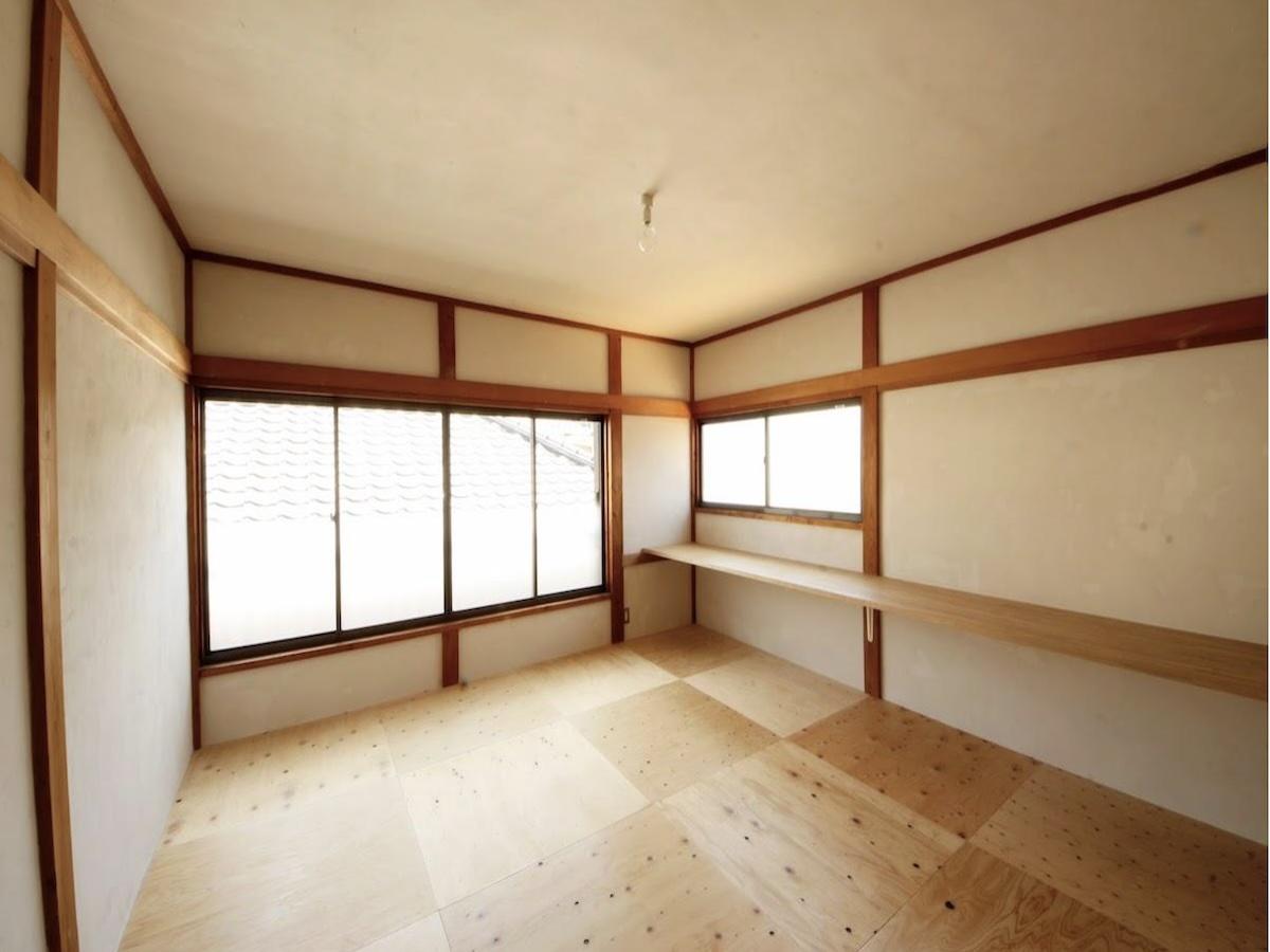 千葉県長生郡一宮町一宮の賃貸物件/和の趣を残した和室。床は板張り。