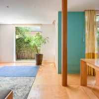 練馬区石神井台の売買物件/リビング。窓から入る優しい光が美しいです
