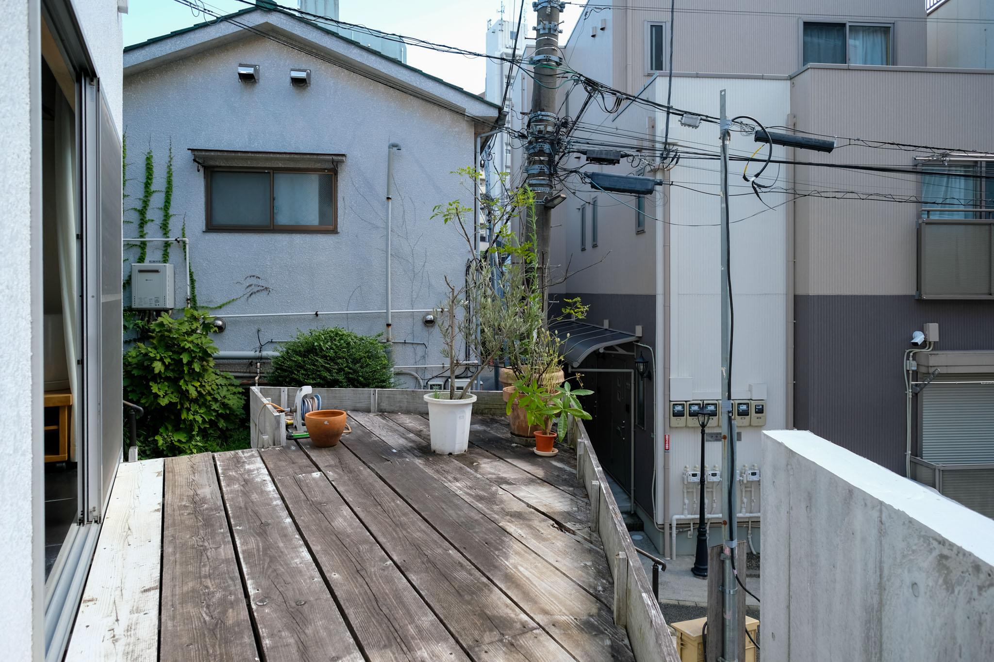文京区白山の賃貸物件/減築で生まれたテラス。外に居場所がある、うれしさ