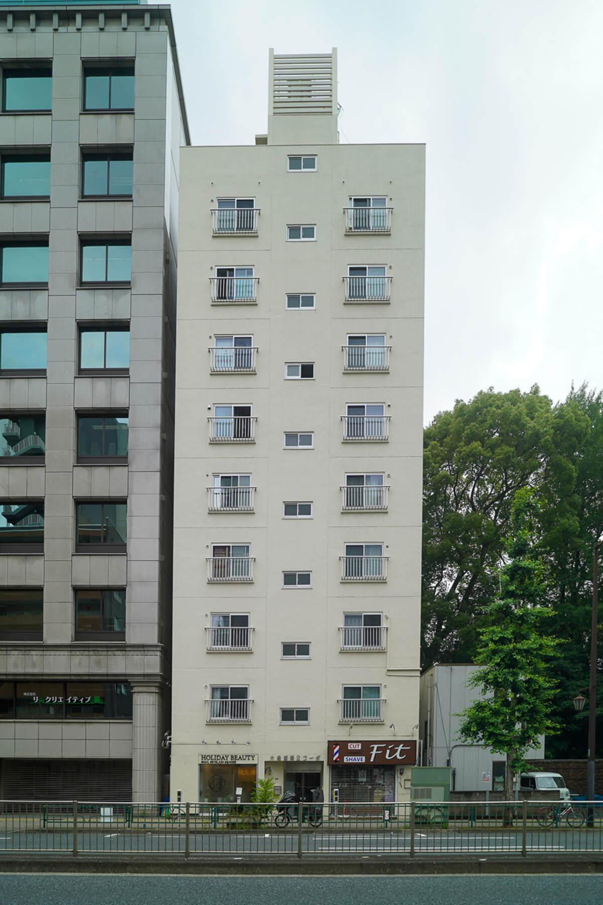 文京区本駒込の売買物件/本郷通り沿いにある、レトロなマンションです
