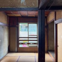 中野区上高田の賃貸物件/真ん中の部屋から見る