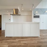 世田谷区上馬の賃貸物件/キッチンは広々としたアイランド型