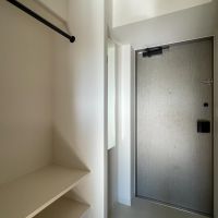 墨田区本所の賃貸物件/801：玄関横にオープンクローゼット