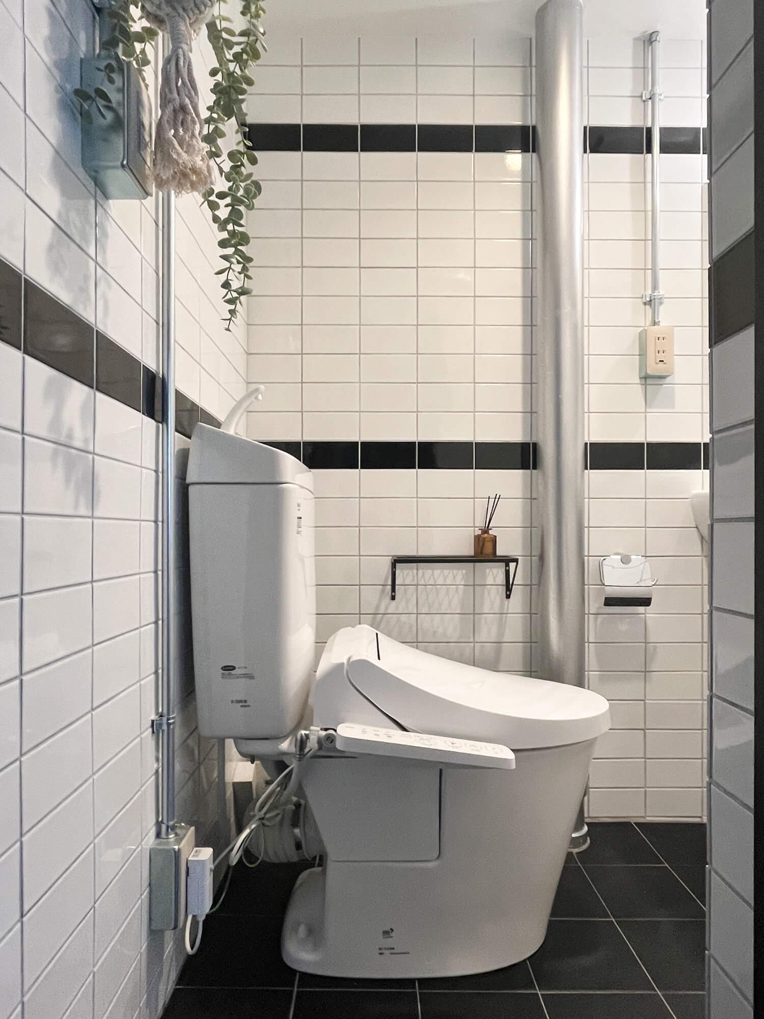 目黒区上目黒の売買物件/トイレの脇から入る