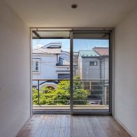 三鷹市下連雀の売買物件/リビング窓
