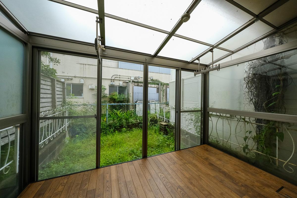 大田区田園調布の賃貸物件/縁側気分で使えそうなサンルーム