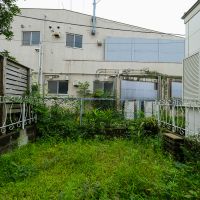 大田区田園調布の賃貸物件/サンルームの先には小庭