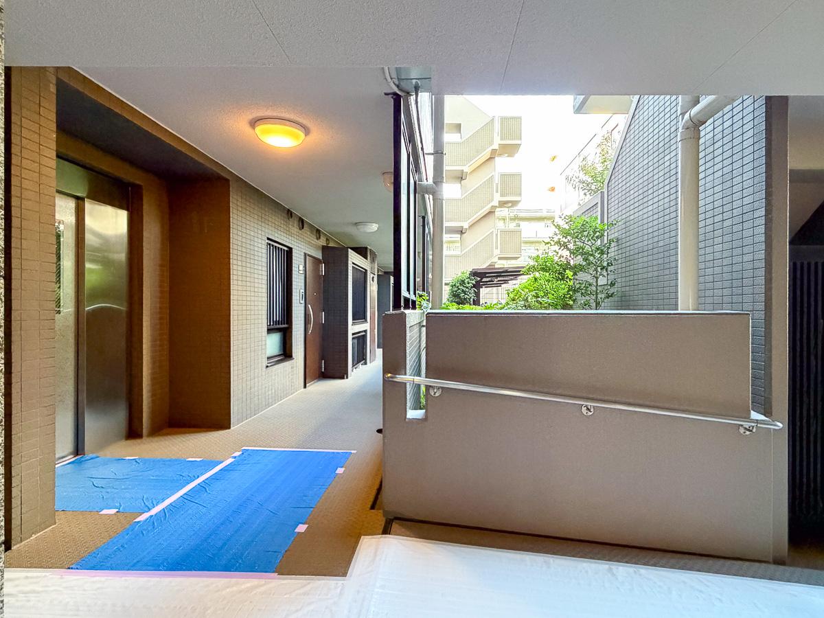 目黒区目黒本町の賃貸物件/エレベーター前